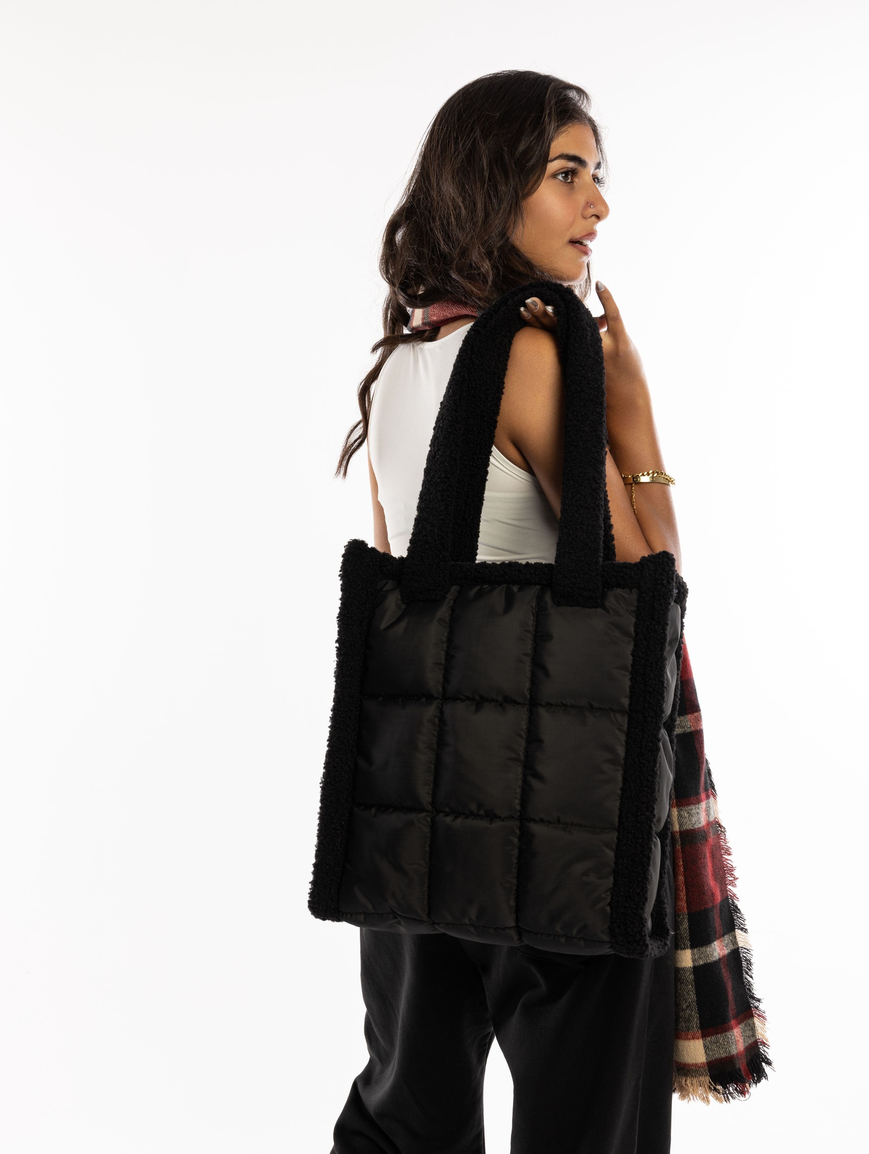 Isabel Black - Image 3