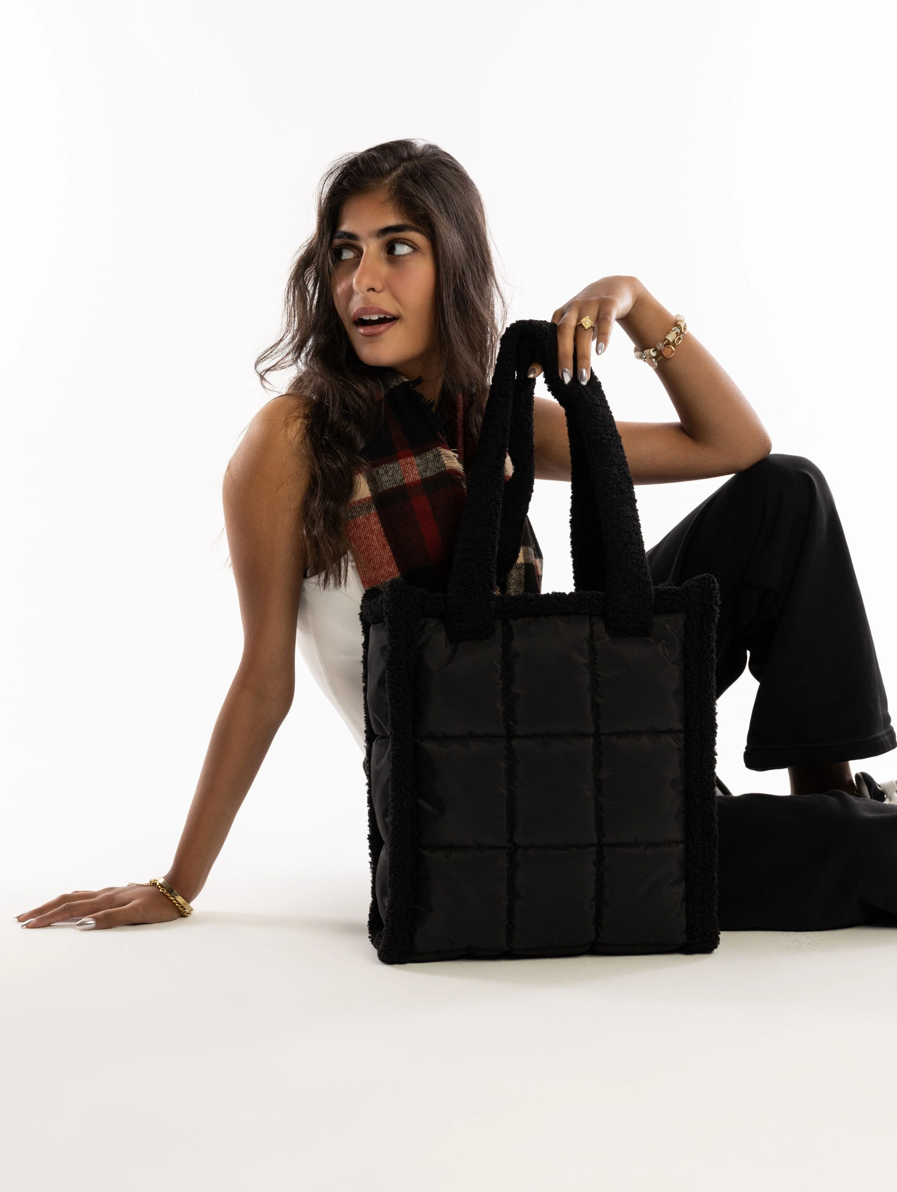 Isabel Black - Image 4