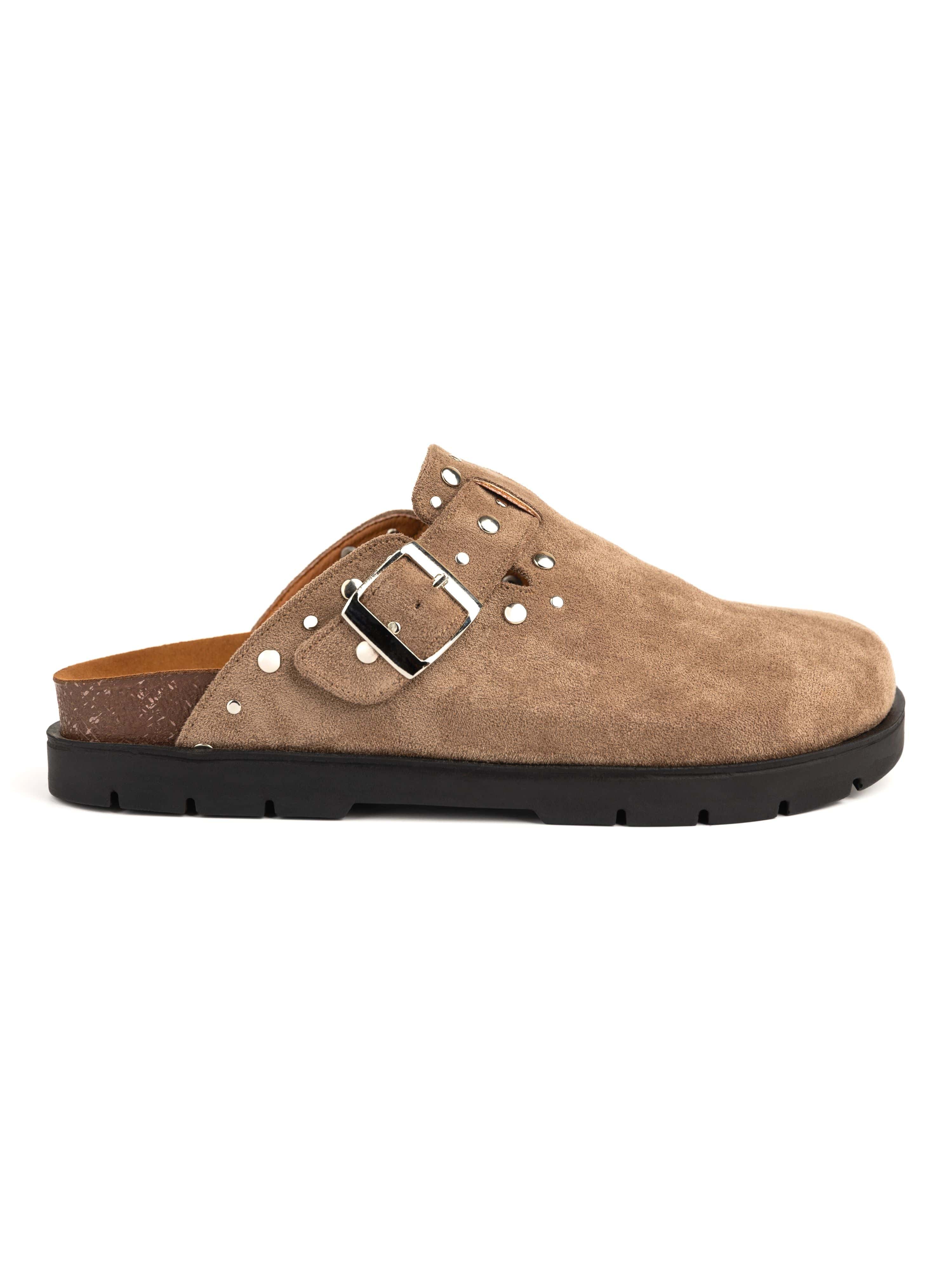 Tina - Image 10